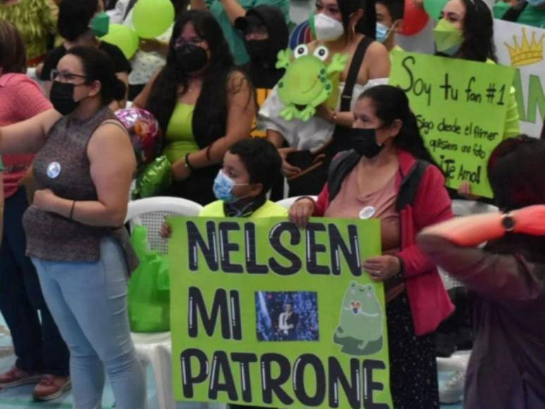 Las mejores imágenes del recibimiento de Nelson Carreras, finalista de La Academia, en Guatemala