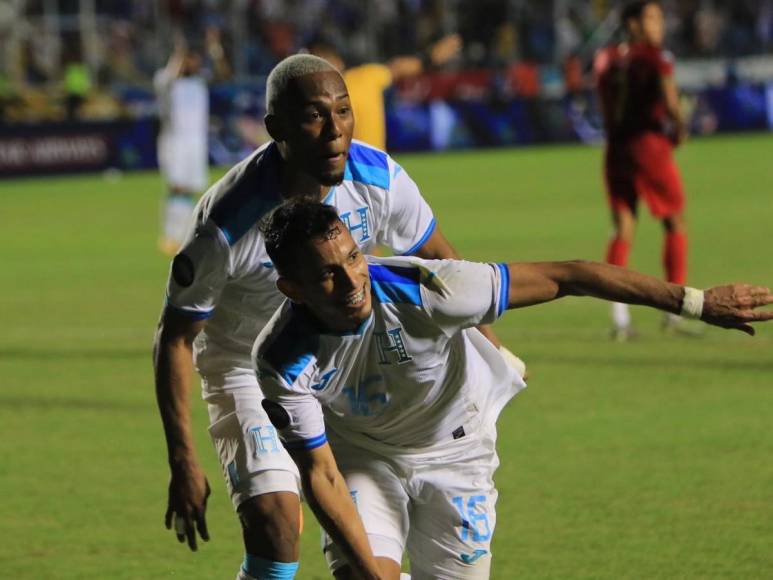 Así fue la espectacular chilena de Edwin Rodríguez en el Honduras vs Granada