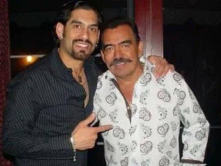 Una maldición persigue a los hijos varones de Joan Sebastian, según Mhoni Vidente