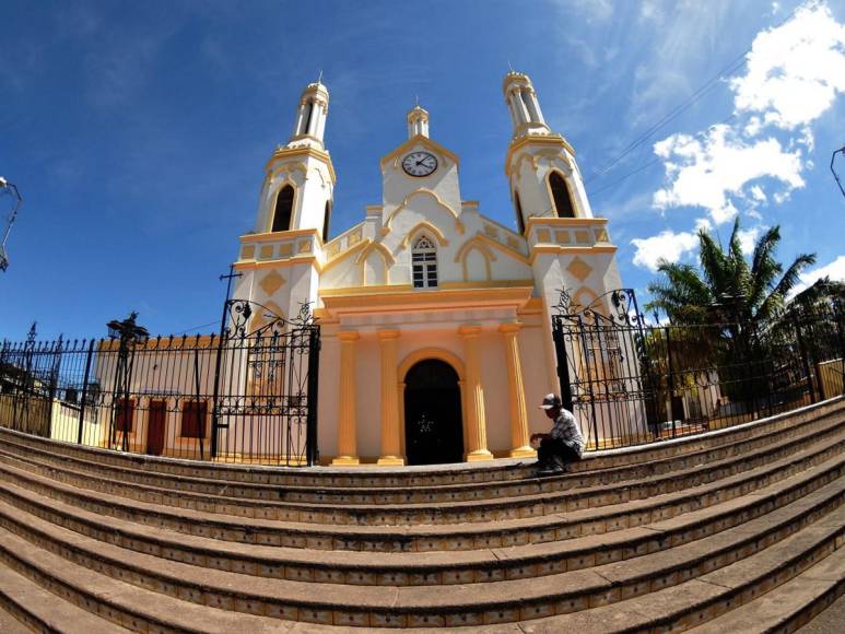 Basílica de Suyapa lista para recibir a los fieles en el 277 aniversario de la Virgen