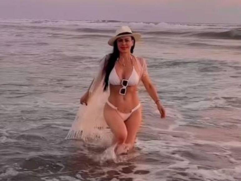 Radiante y estilizada, así luce Maribel Guardia a sus 63 años