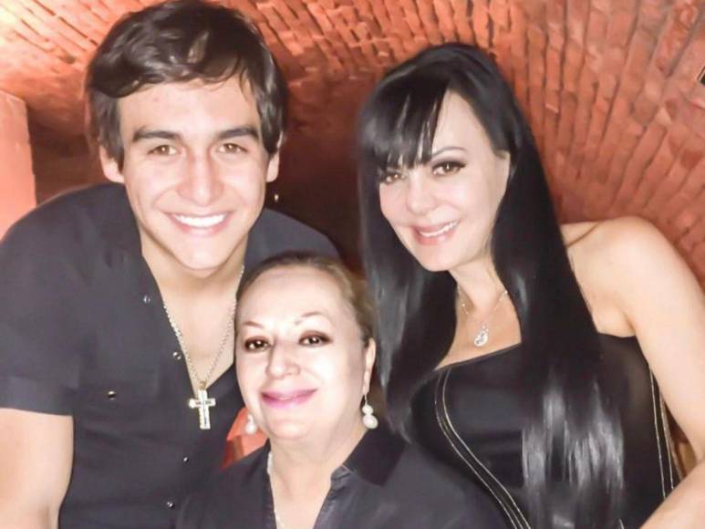 Maribel Guardia habló, por “llamada” espiritual, con su hijo fallecido: Esto le dijo