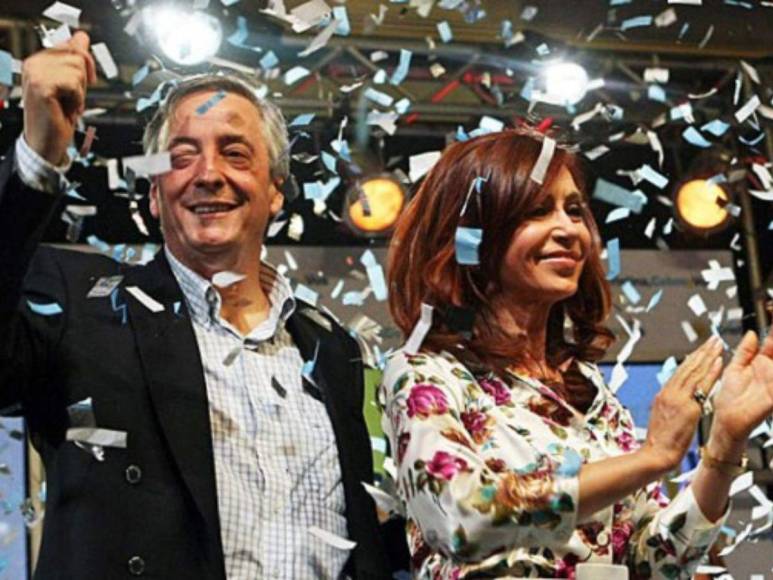 Cristina Kirchner, la poderosa líder argentina -amada por unos, odiada por otros- condenada a seis años de cárcel