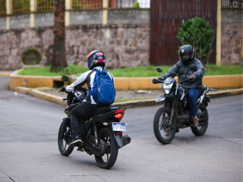 Puntos ciegos: ¿Qué son y cómo evitarlos para prevenir accidentes en moto?