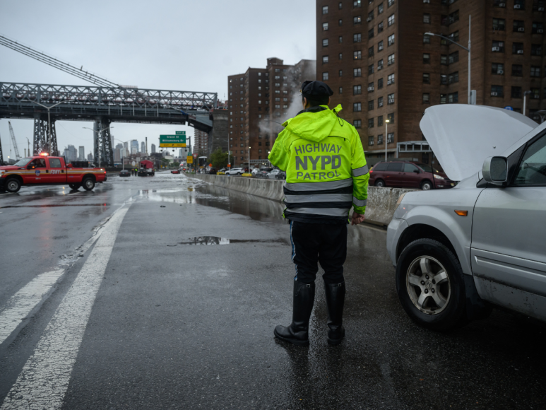 Tráfico paralizado y calles cerradas: Nueva York tras inundaciones por lluvias torrenciales