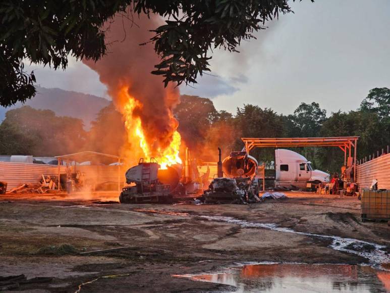 Imágenes de explosión de cisternas de combustible en San Pedro Sula