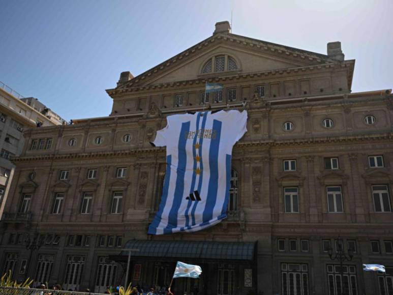 ¡Locura total! Así celebran los argentinos su tercera Copa del Mundo