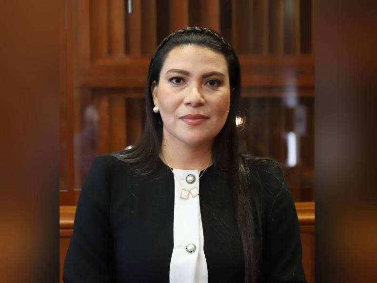 Rostros de los 15 magistrados de la Corte Suprema de Justicia de Honduras