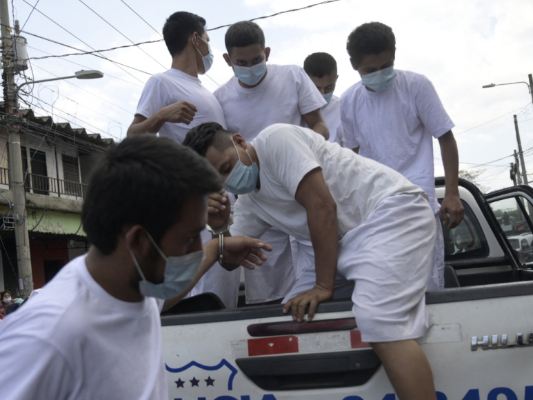 Estado de excepción y lucha frontal contra las pandillas, así enfrenta Bukele la violencia en El Salvador