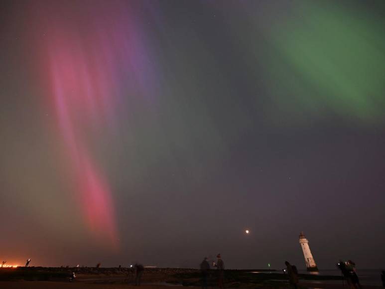 Tormenta solar deja espectaculares imágenes de auroras boreales