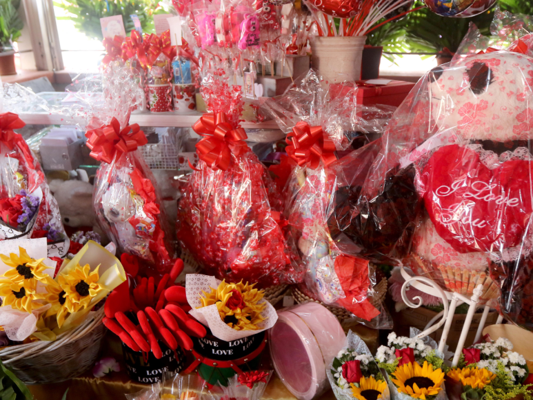 Este Día del Amor y la Amistad tuvo cupidos, un comercio activo y señales de romance