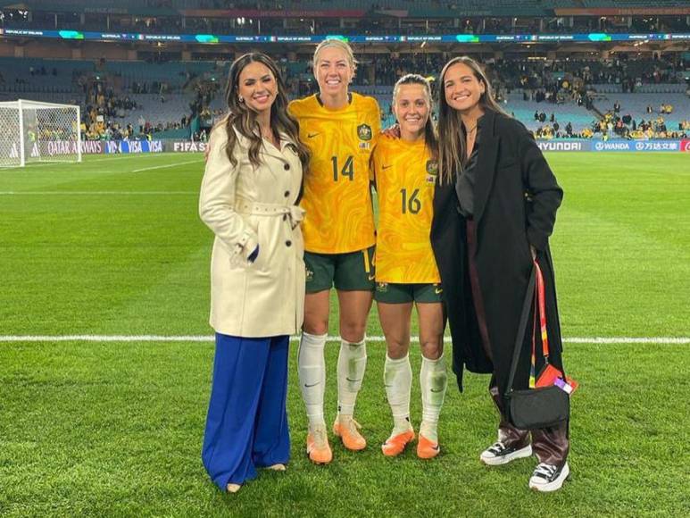 Rodeada de grandes figuras: Ana Jurka destaca dando cobertura al Mundial Femenino 2023