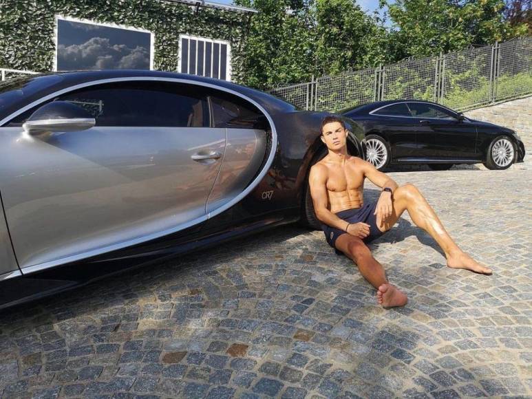 Así es la impresionante y lujosa colección de autos de Cristiano Ronaldo