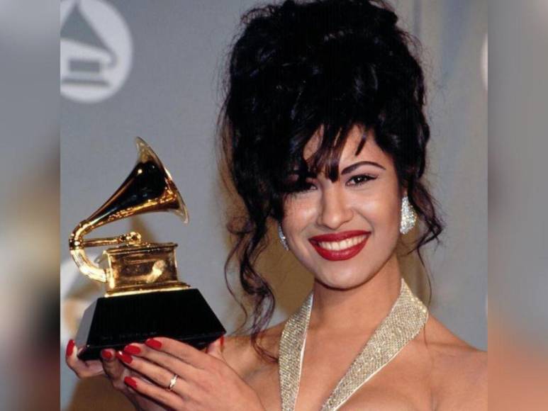 Moonchild Mixes, el más reciente disco de Selena Quintanilla a 28 años de su muerte