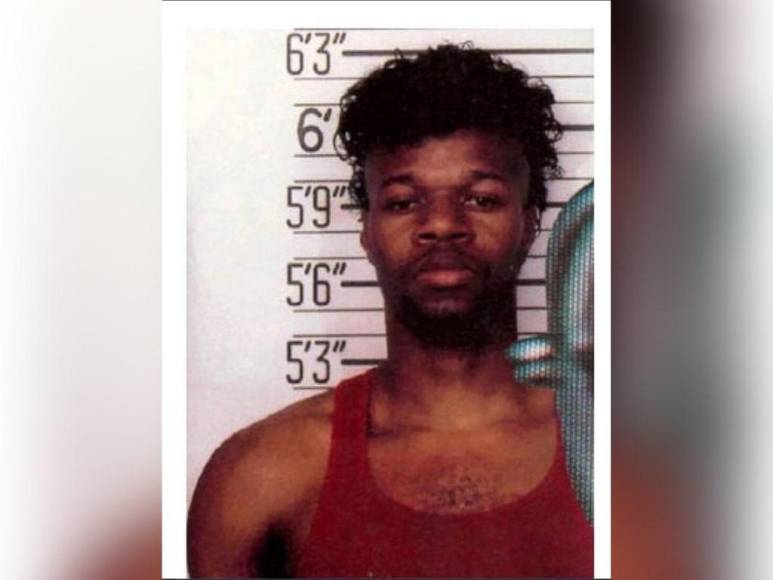 Cómo fueron los últimos días de vida de Jeffrey Dahmer, el asesino serial que sembró el terror en Milwaukee