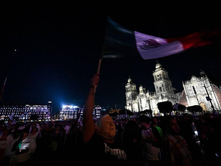 Fiesta en México: triunfo de Sheinbaum como presidenta es celebrado por miles de personas