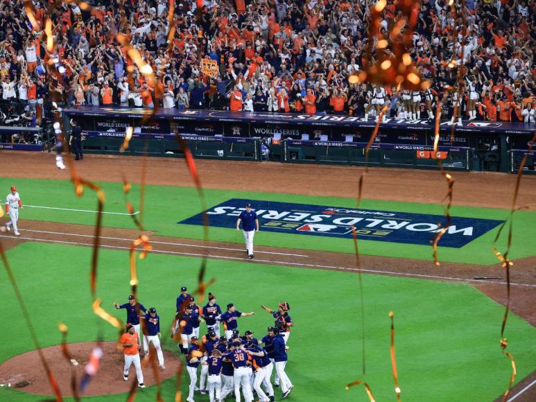 Así celebraron los Astros de Mauricio Dubón el título de la Serie Mundial