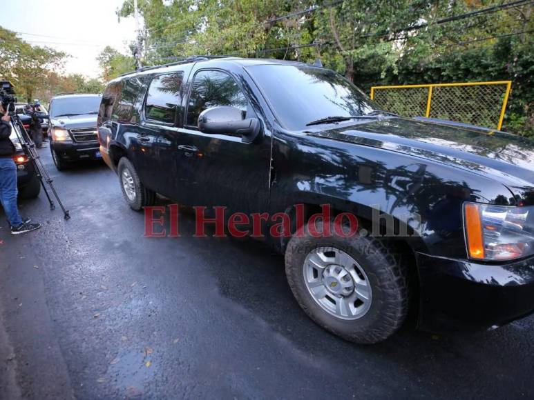 Helicóptero, carros blindados y 600 policías resguardan la vivienda de JOH (FOTOS)