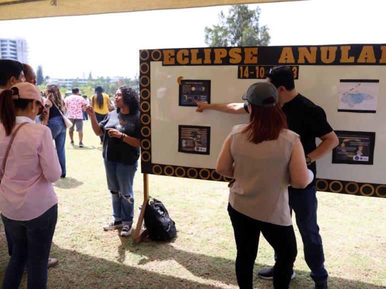 Gran afluencia de capitalinos a Observatorio Astronómico de UNAH por eclipse anular