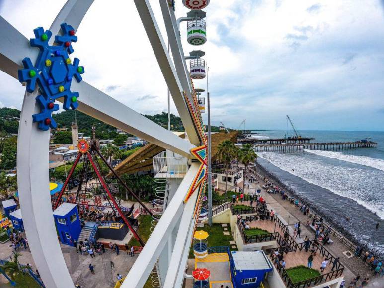 Así es Sunset Park, el nuevo parque de diversiones que Bukele inauguró en El Salvador