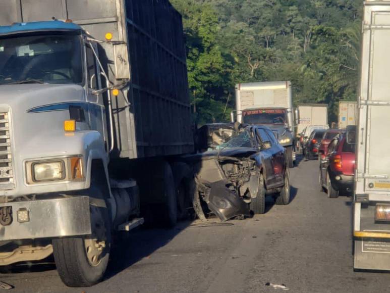 Dos niños y tres mujeres, las víctimas del brutal choque en el Triunfo de la Cruz