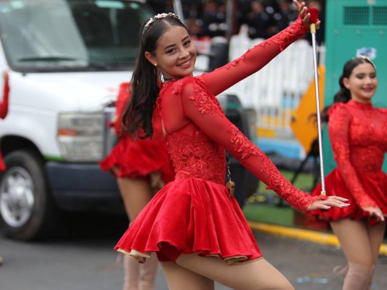 Las palillonas con las más bellas sonrisas durante los desfiles patrios