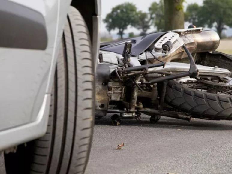 Su expareja le pasó el carro por encima: Michel Cortés sufre brutal agresión y se debate entre la vida y la muerte en Chamelecón