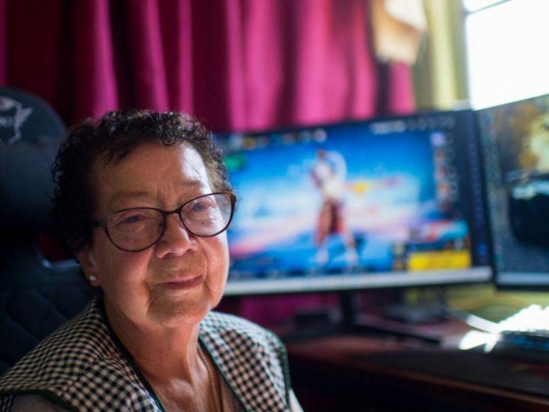 “Mami Nena”, gamer chilena de 81 años, experta en Free Fire