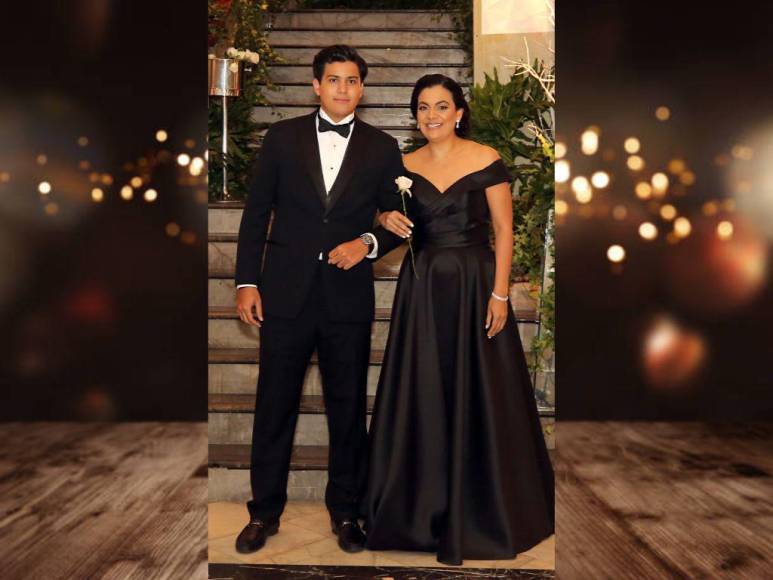 Emociones y elegancia en la prom night de la Academia Los Pinares