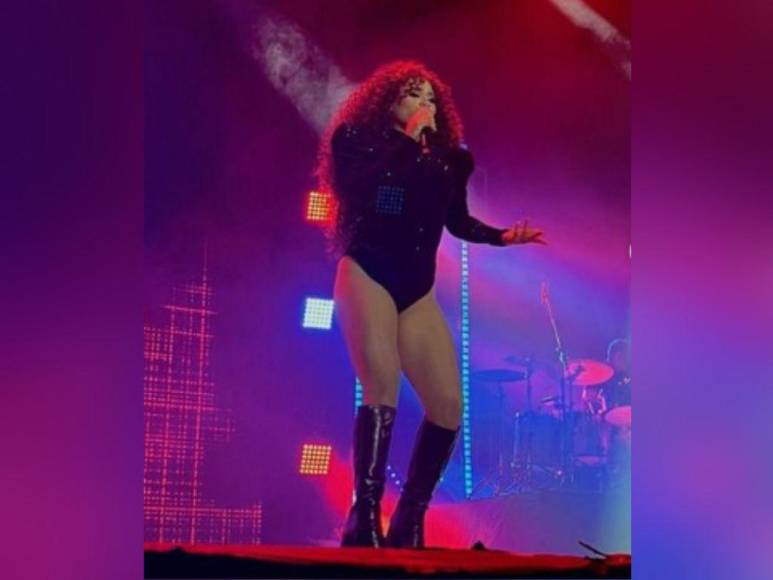 Los mejores looks de Cesia Sáenz durante sus conciertos en México