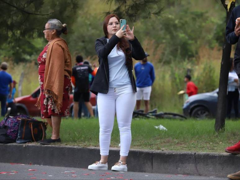 Guapas y talentosas: Las bellezas que adornaron la competencia ciclística más grande de Honduras