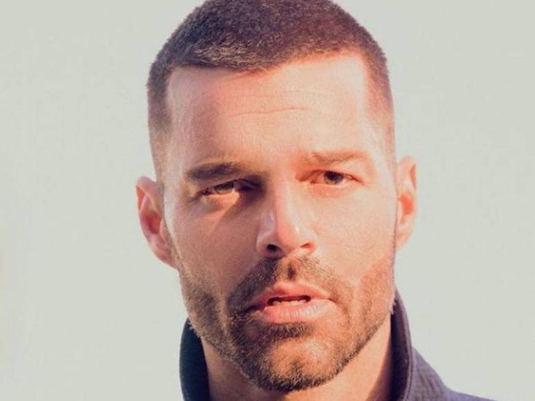 ¿Quién es Dennis Sánchez, el sobrino de Ricky Martin que lo demandó por violencia doméstica?