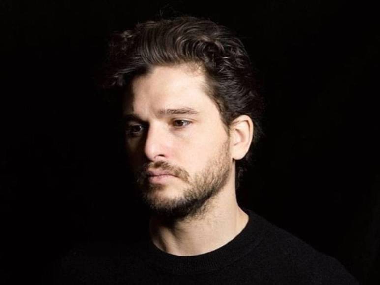 Kit Harington admite sentirse “afortunado” de haber superado su adicción