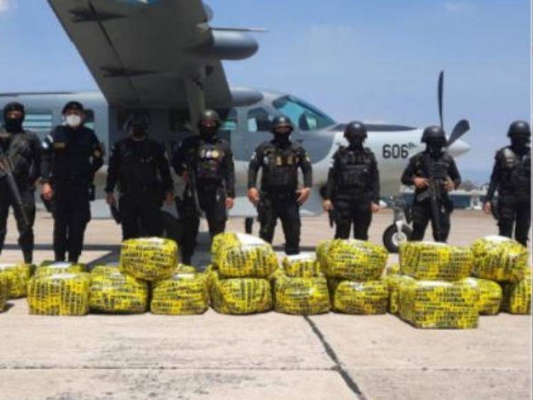 Armas, plantaciones destruidas y droga decomisada: Resultados de operaciones en la conflictiva región de Colón (Fotos)