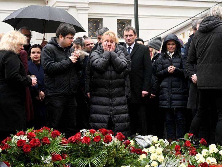 Mató a su padre, fue a la universidad y asesinó a 13 personas en Praga