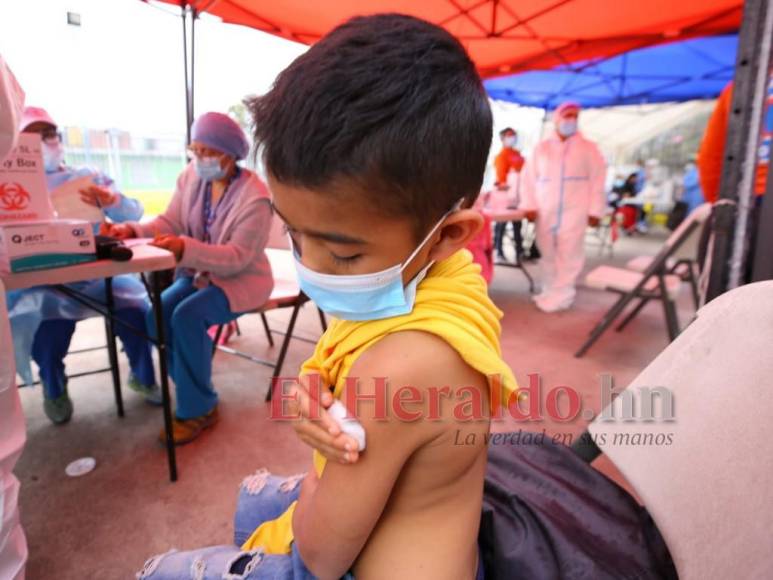 Así arrancó la jornada de vacunación a niños de 5 años en adelante (Fotos)