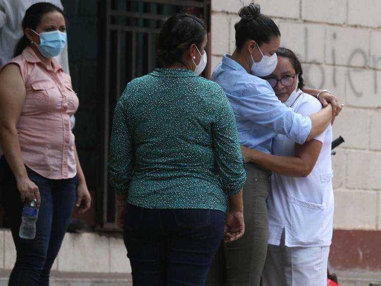 Un accidente de tránsito y 18 días hospitalizado: ¿qué se sabe del joven que murió esperando una cirugía en el Hospital Escuela?