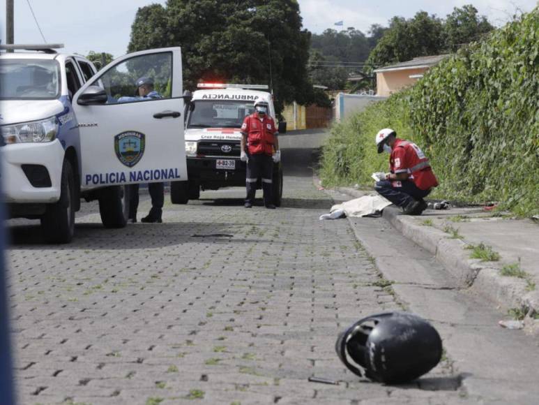 Una mujer muerta y una moto abandonada, lo que se sabe del frustrado asalto en la capital