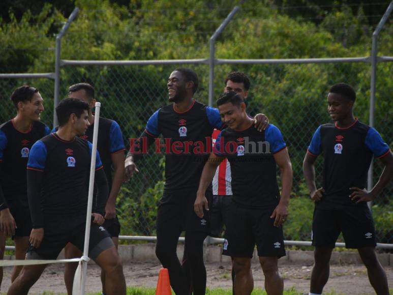 Con aroma a campeón: así fue el entrenamiento de Olimpia en vísperas del Apertura