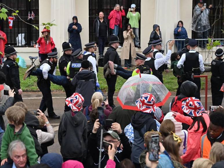 “No es mi rey”: coronación de Carlos III marcada por las protestas