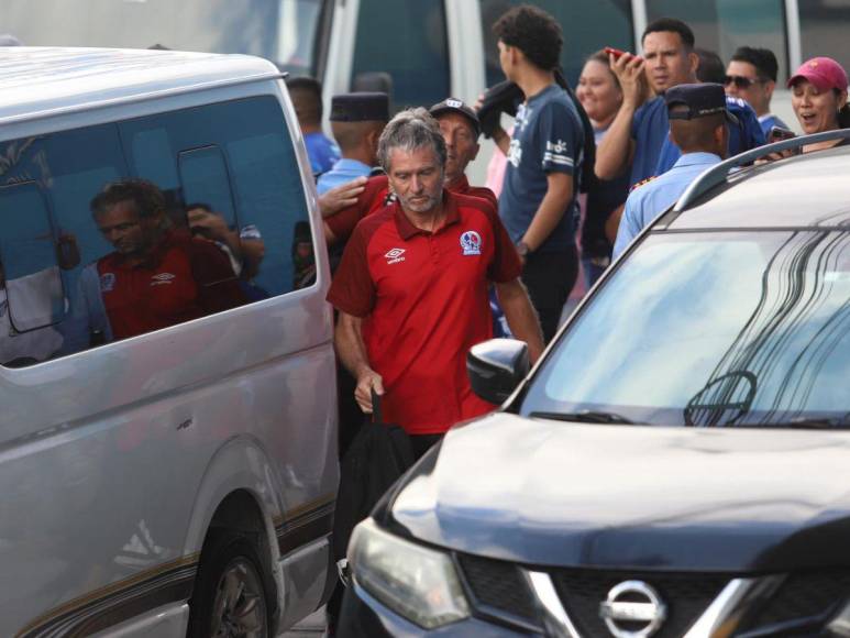 Olimpia fue agredido por barra de Motagua en su llegada al Nacional