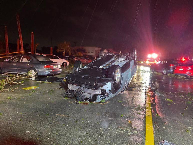 Apocalíptico y destructor: Así fue el tornado que azotó aeropuerto de North Perry en Florida