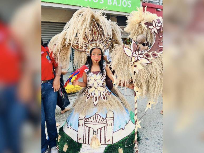 Así lucieron las indias bonitas de los centros educativos en Honduras