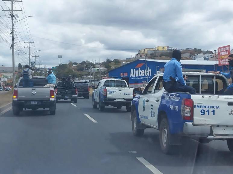 Vestido de overall impermeable blanco y bajo resguardo policial: así fue la extradición hacia EEUU del exalcalde de Yoro, Arnaldo Urbina Soto