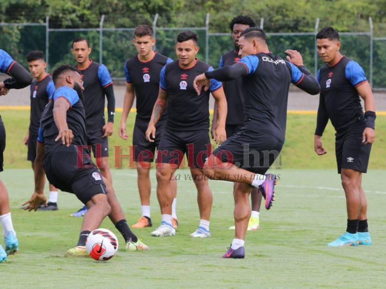 Con los cuartos en la mira: Así fue el último entrenamiento de Olimpia antes de medirse a Municipal