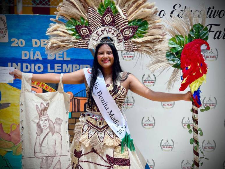 Así lucieron las indias bonitas de los centros educativos en Honduras