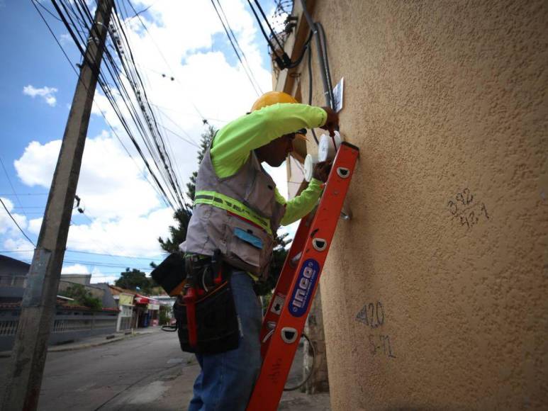 Primeros operativos para combatir el hurto de electricidad se desarrollaron en la capital