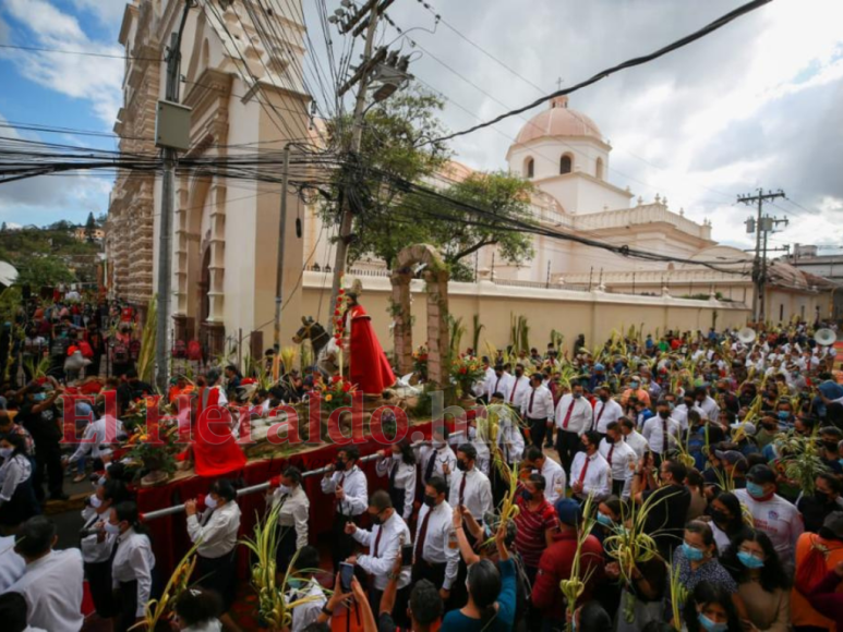 Los rostros de amor, fe y devoción que marcaron el inicio de Semana Santa en Tegucigalpa