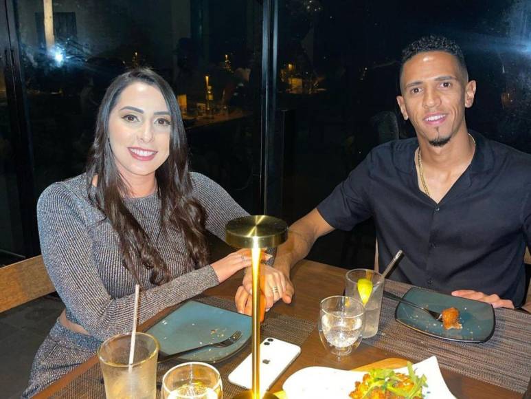 Patricia Cavalheiro, guapa nutricionista pareja de jugador del Olimpia