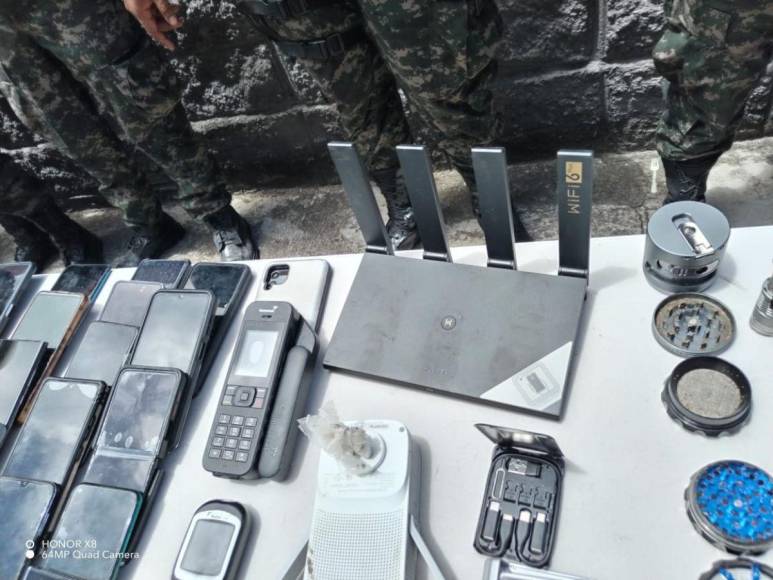 Armas de grueso calibre, municiones y celulares satelitales decomisan en intervención en cárcel de Támara